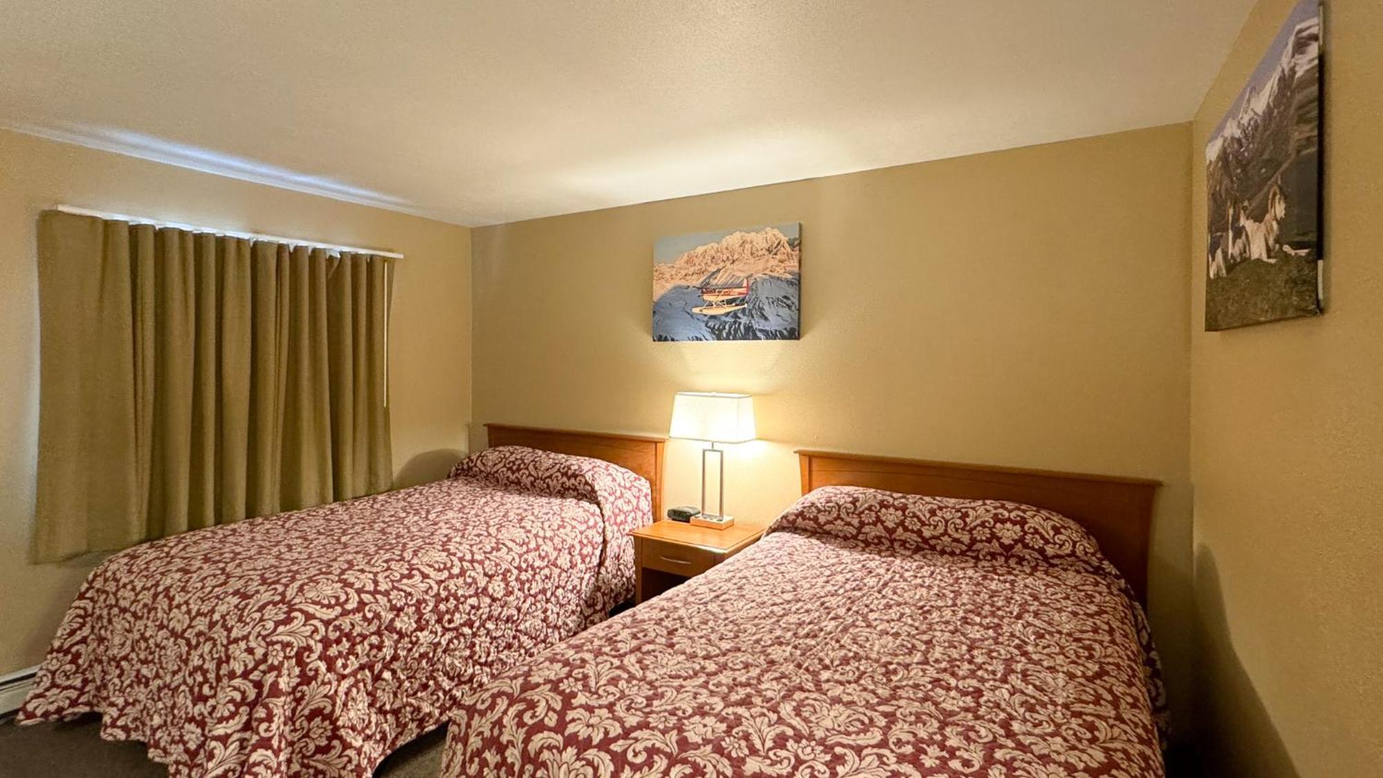 Young'S Motel Tok Εξωτερικό φωτογραφία